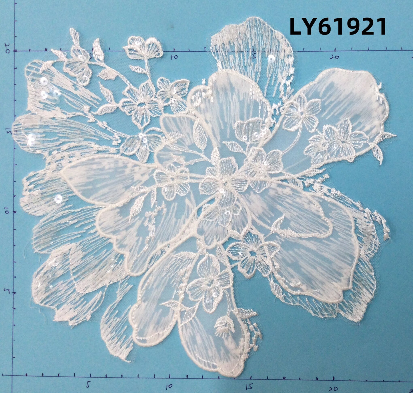 LY61921 Laser Cut Floral Fabric Appliqué | Precision Felt or Satin Patch for Fashion & Decor | 24x22cm