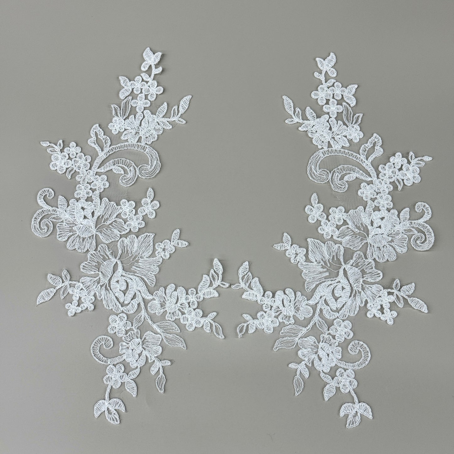 LY82021 Raised Stem Stitch Floral Appliqué | for Wedding Dress & Couture DIY | 31x17cm