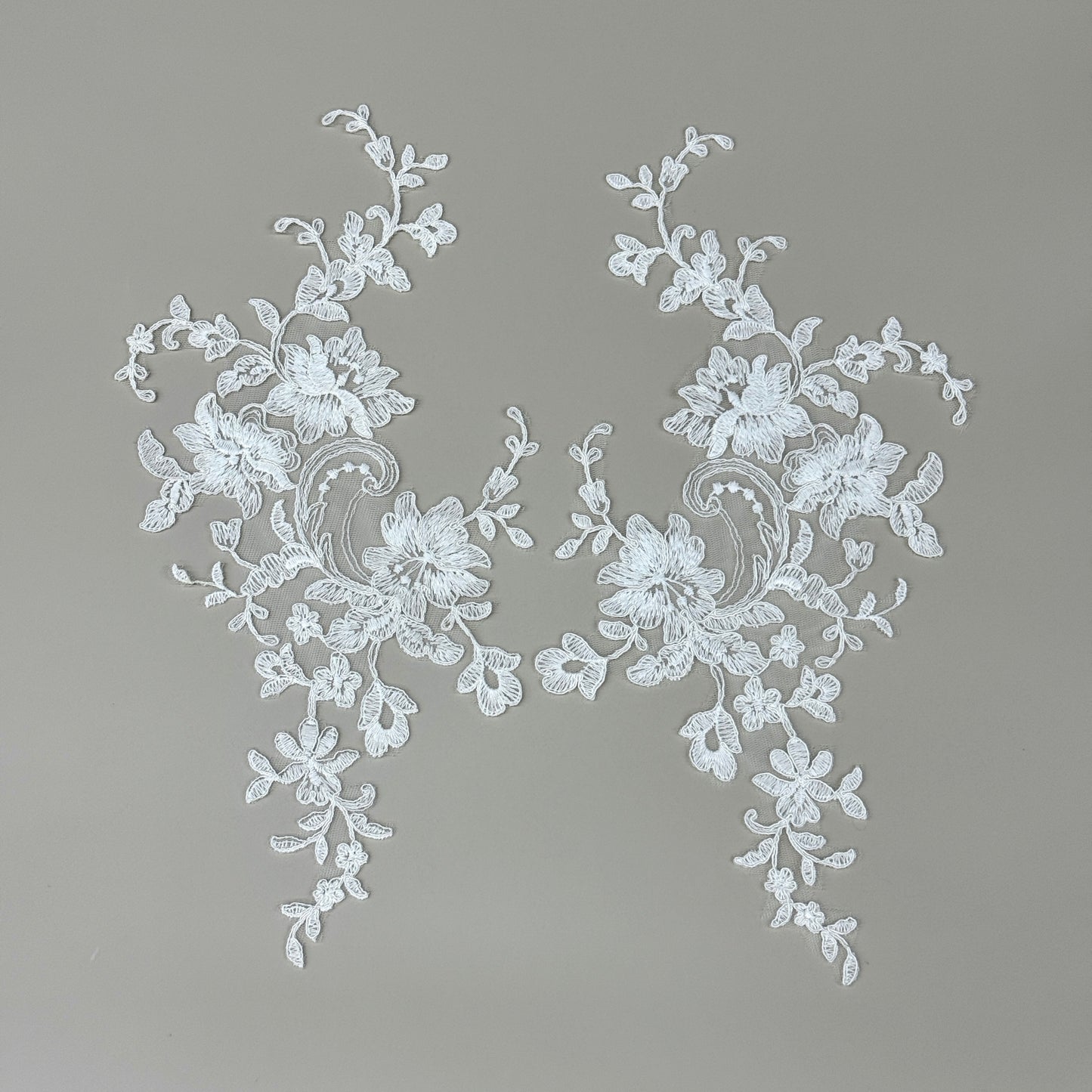 LY82243 Raised Stem Stitch Floral Appliqué | for Wedding Dress & Couture DIY | 33x15cm